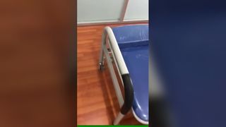 Chaise de préposé à revêtement en poudre