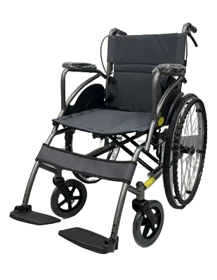 Chaise roulante à roues arrière à dos pliant 24